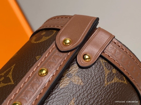 Official oldcobbler TRUNK PAPILLON VUITTON LOUIS 0820